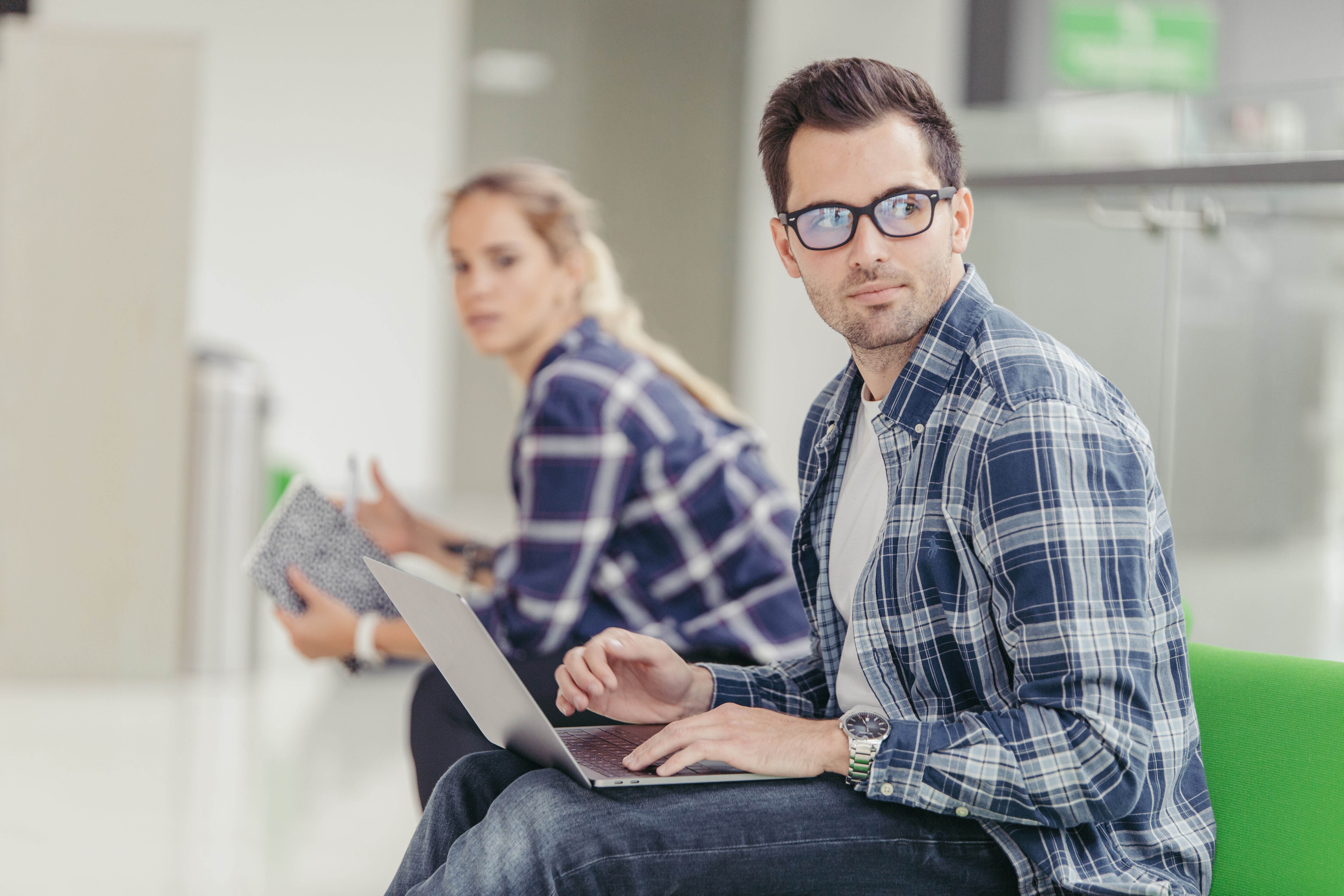 Por qué los desarrolladores que entienden negocio lideran los proyectos en 2026